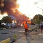 KLM Megah Surya Terbakar Di dermaga Pelabuhan Rakyat Bajoe, 2 Anak Buah Kapal (ABK) Mengalami Luka Bakar