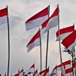 RSUD Nunukan Berikan Ratusan Bendera Merah Putih Kepada Masyarakat