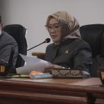 Dewan Perwakilan Rakyat Daerah Provinsi Sulawesi Barat Menggelar Rapat Paripurna