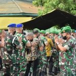 Danrem 141/tp Brigjen TNI Djashar Djamil pimpin Halal bihalal di lapangan Makorem