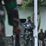Danrem Brigjen TNI Djashar Djamil bertindak sebagai inspektur upacara bendera di Makorem 141/ tp