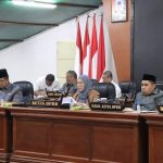 persetujuan bersama antara DPRD Sulbar dan Pemerintah Provinsi Sulawesi Barat terhadap rancangan Peraturan Daerah Provinsi Sulawesi Barat