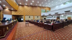 Rapat-Paripurna-Pengambilan-Keputusan-DPRD--800x445