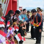 Disambut Meriah Warga Krayan, Bupati Nunukan Hadir Pimpin Upacara HUT RI Ke-81