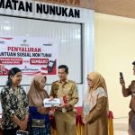 Bupati Nunukan Serahkan Kartu Keluarga Sejahtera, Bantuan RP4,1 Miliar Disalurkan Ke Masyarakat